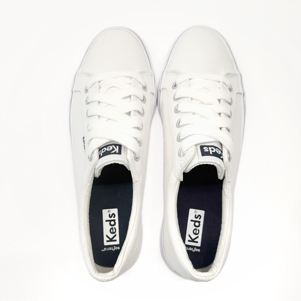 Keds White Jump Kick Canvas Lace Up Sneakers - Picture 7 of 10
